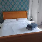 Townhouse With Private Garden * 웩스퍼드