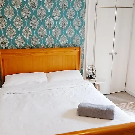 Semesterbostad Townhouse With Private Garden
