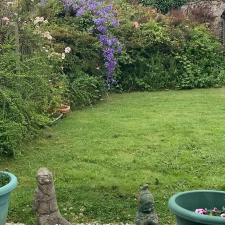 Semesterbostad Townhouse With Private Garden